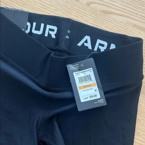 Under Armour Women's Conpression Shorts - Picture 4 of 4